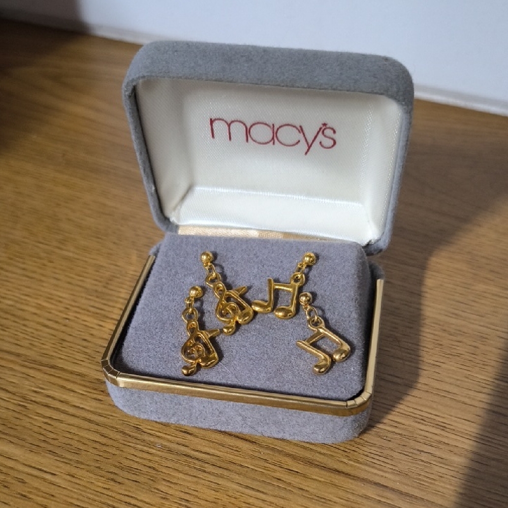 Vintage Macy's Gold Musical Note Charm Earrings